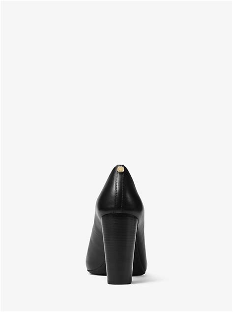 Susan Flex Leather Pump 